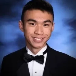 Ryan Lee headshot profile